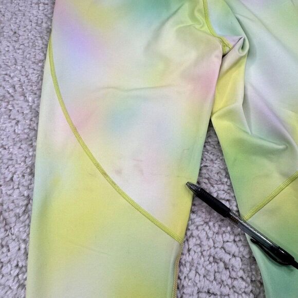 Fabletics Boost 7/8 Legging Blur Lemon Creme NEW FLAWS - Picture 6 of 13